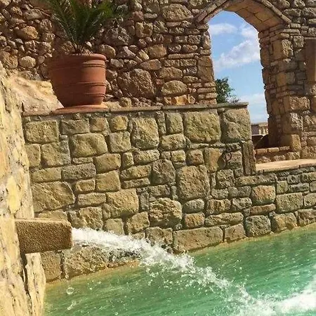 Enchanted With Pool And Magical Views Girona